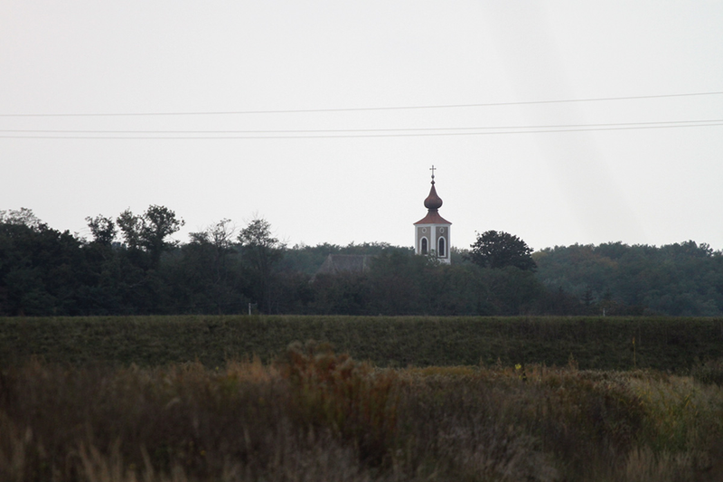 Illustration for article titled Revisiting the Small Village That Was Completely Devastated By Toxic Red Sludge